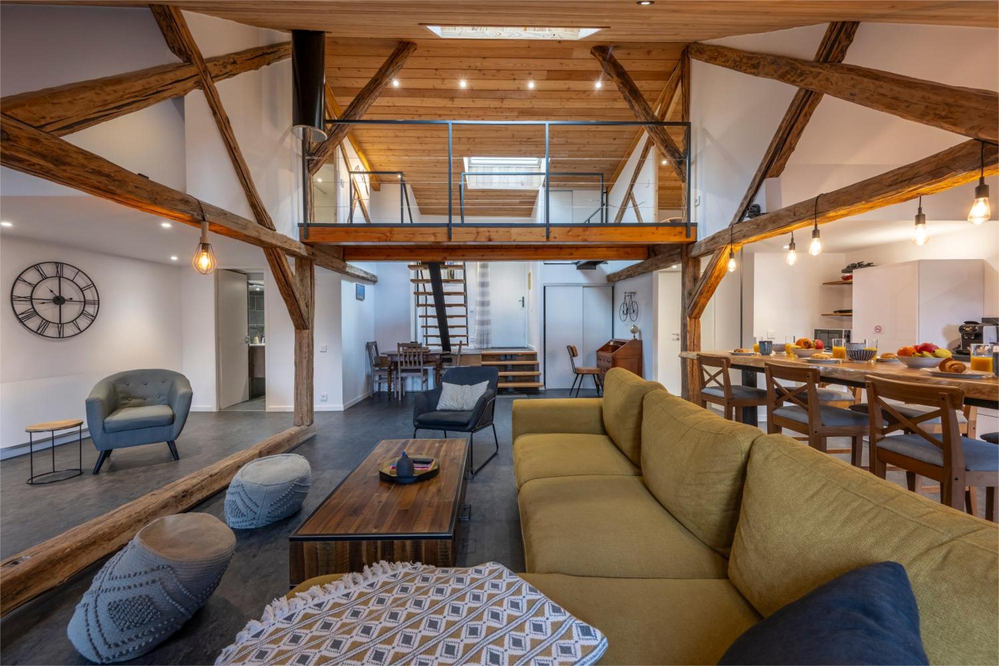 Superbe Loft - Situ Sur La Place Centrale Barcelonnette Eksteriør bilde