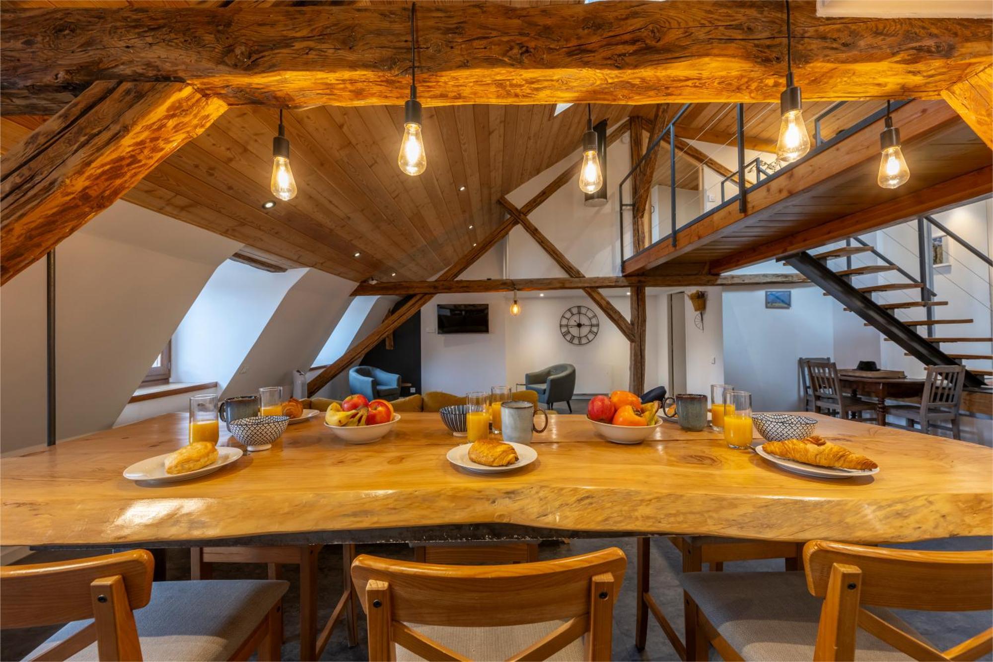 Superbe Loft - Situ Sur La Place Centrale Barcelonnette Eksteriør bilde
