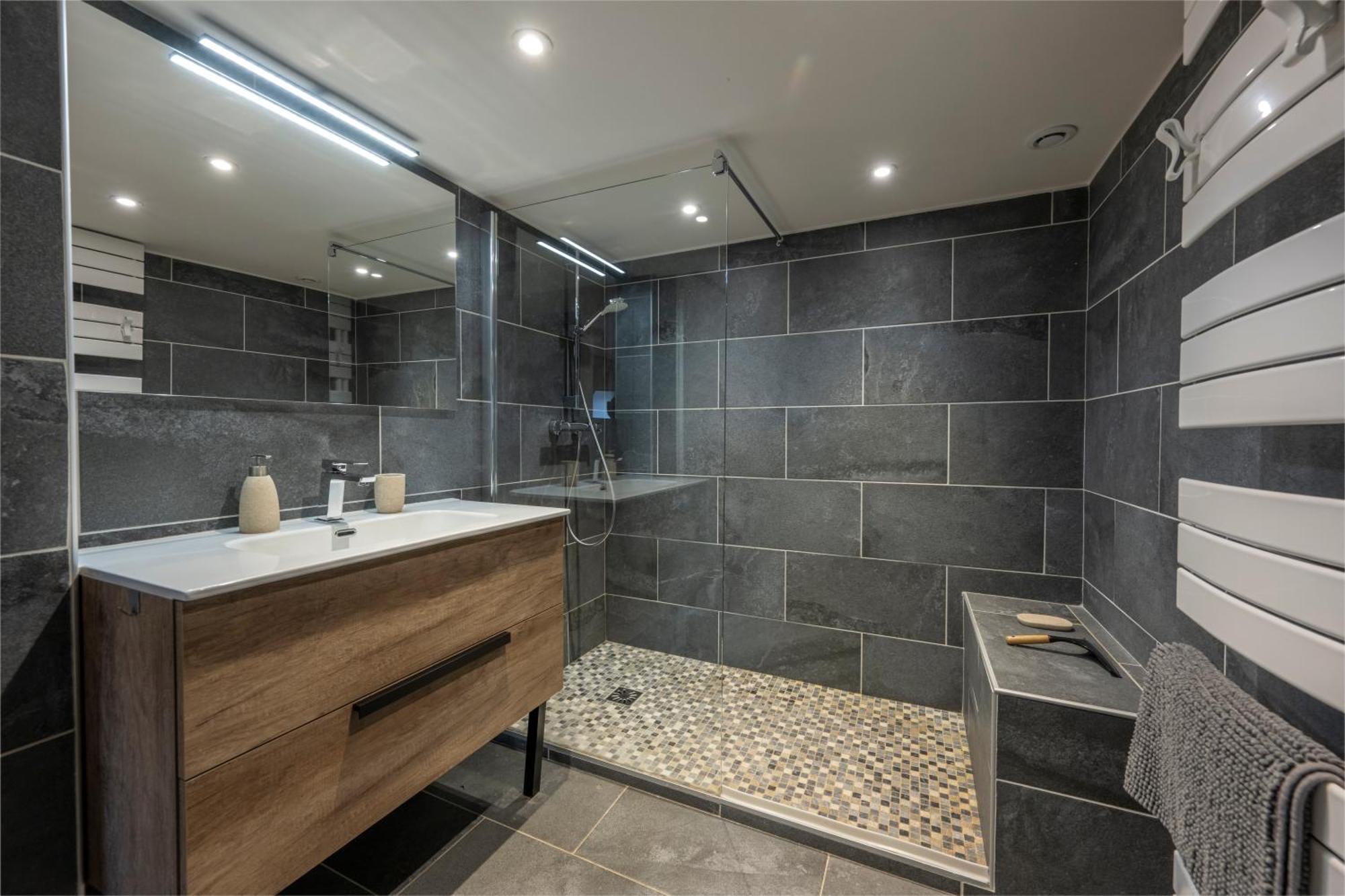 Superbe Loft - Situ Sur La Place Centrale Barcelonnette Eksteriør bilde