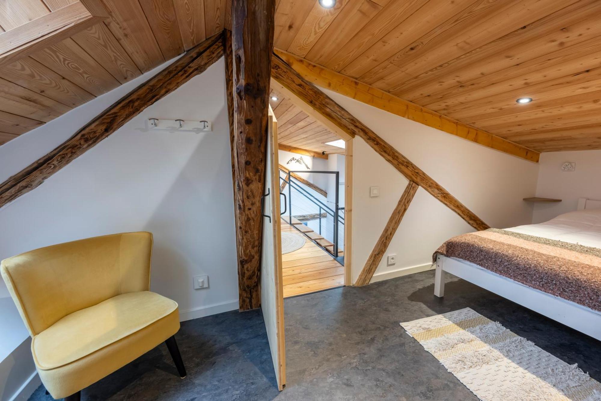 Superbe Loft - Situ Sur La Place Centrale Barcelonnette Eksteriør bilde